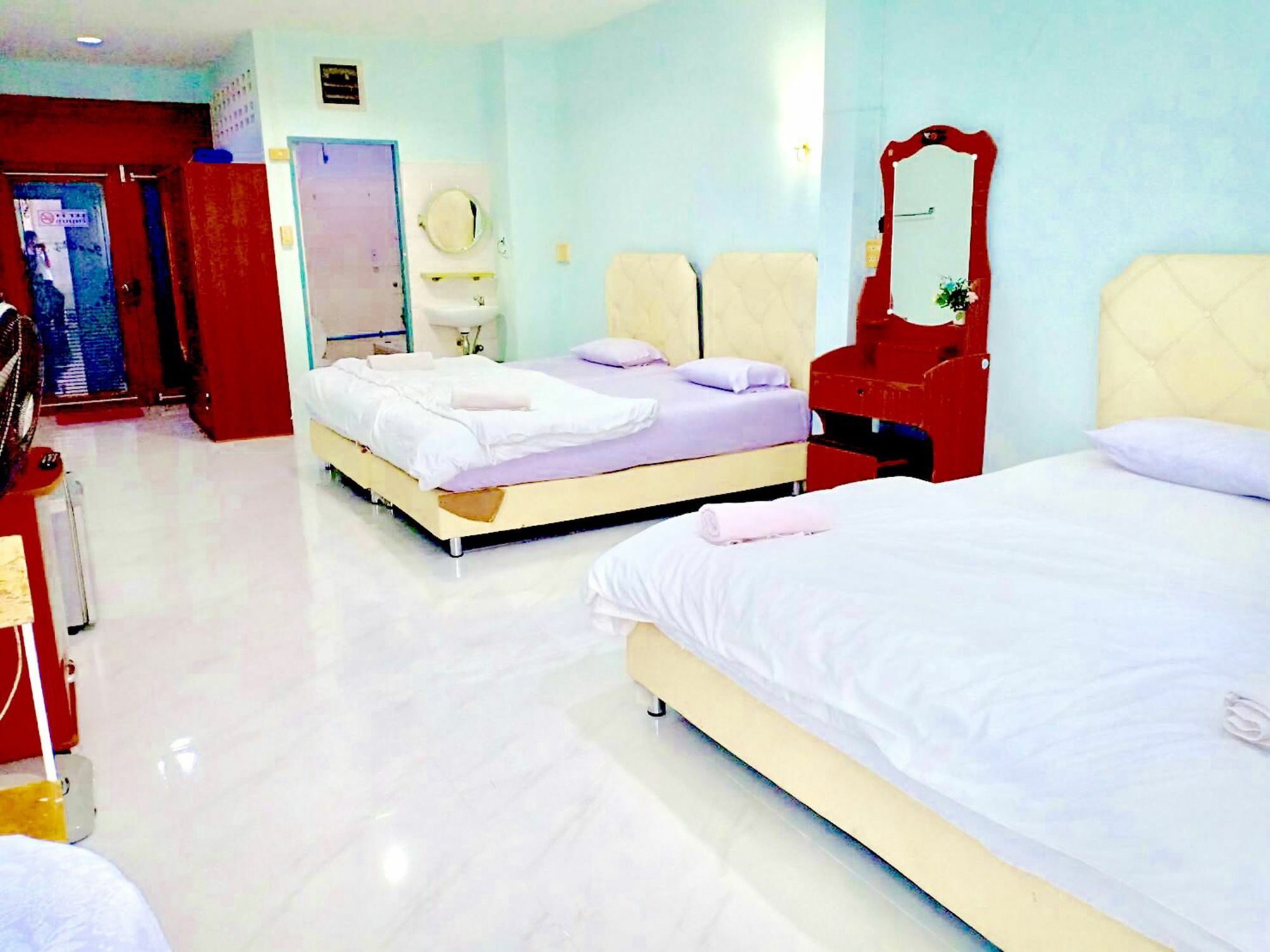 Ranong Boutique Hotel And Mall Extérieur photo